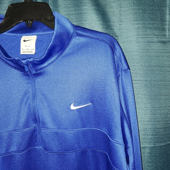 Nike Men's Dri-Fit Blue Shirt - Picture 4 of 5